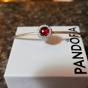 Pandora Essence open bangle